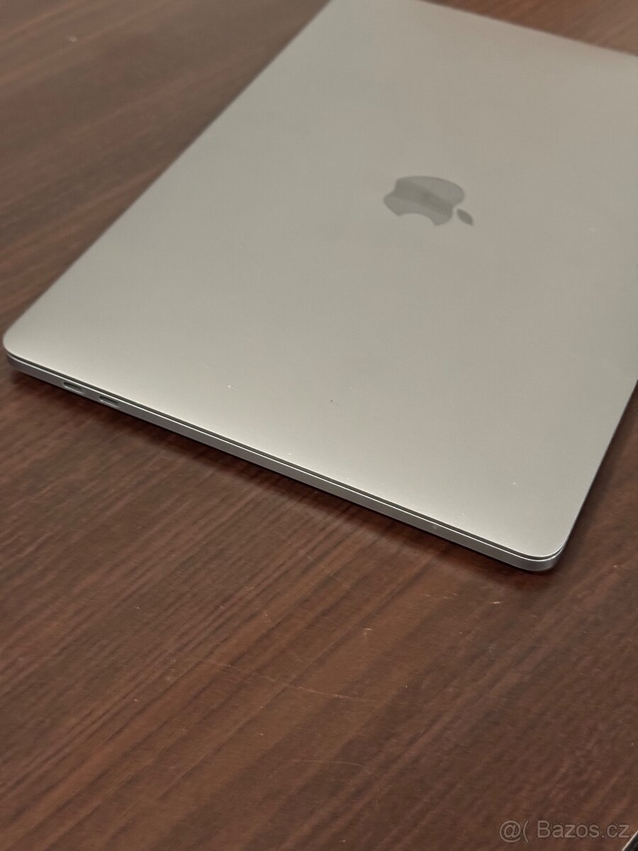 MacBook Pro 13" (2020) - i5/16GB/1TB - DPH - 2