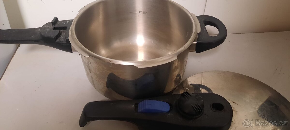 Tlakový hrnec (papiňák) objem 4L a 2,7L - 2