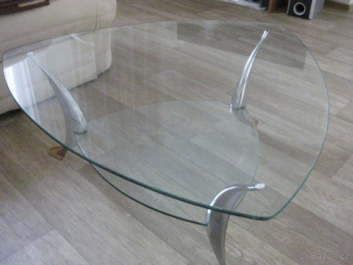 Skleněný stolek - 2