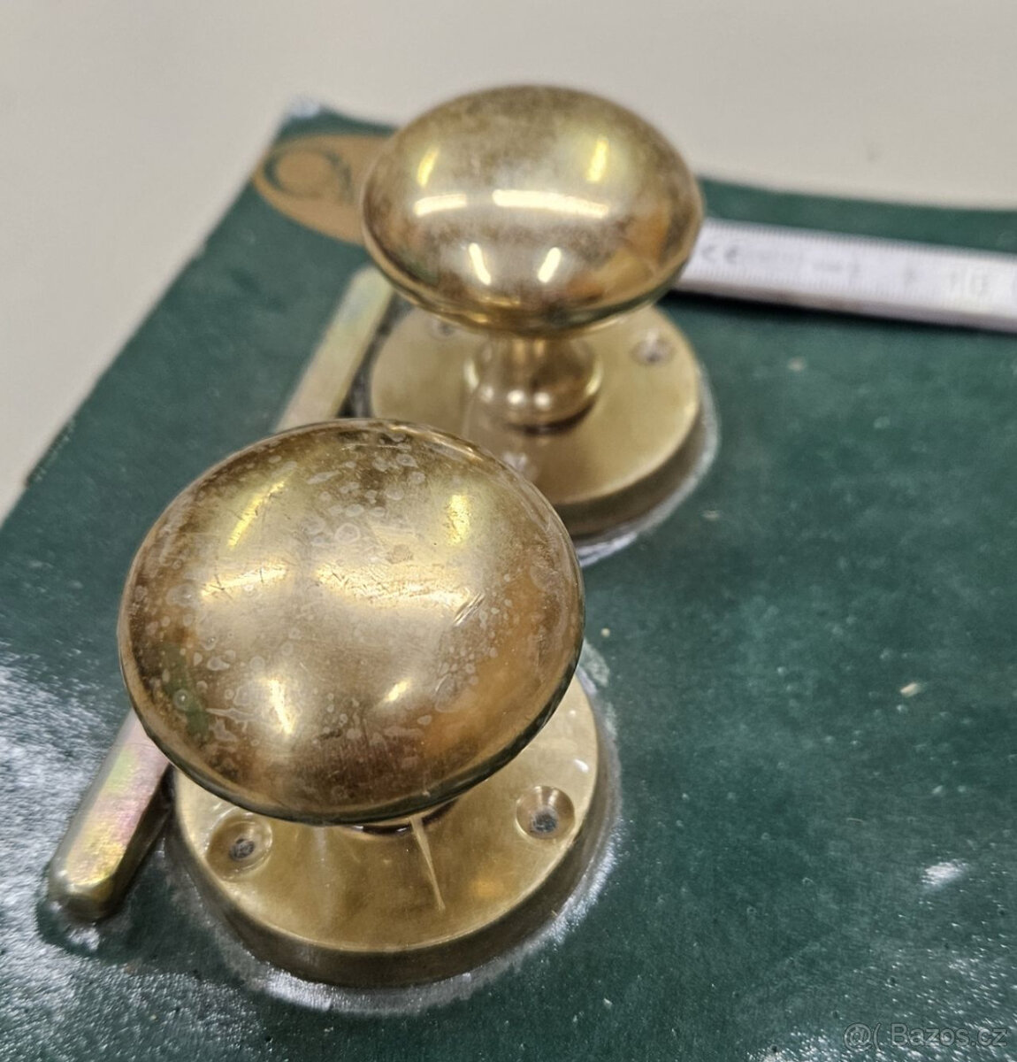 Mosazné kování, kliky, koule - 2