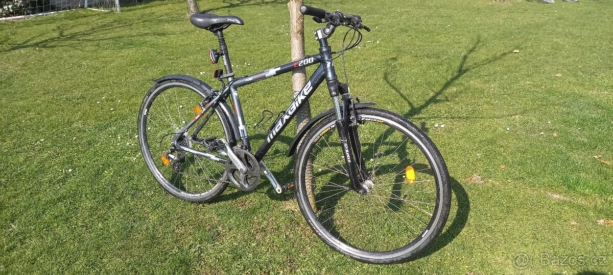 Trekingové kolo MaxBike C200 - 2