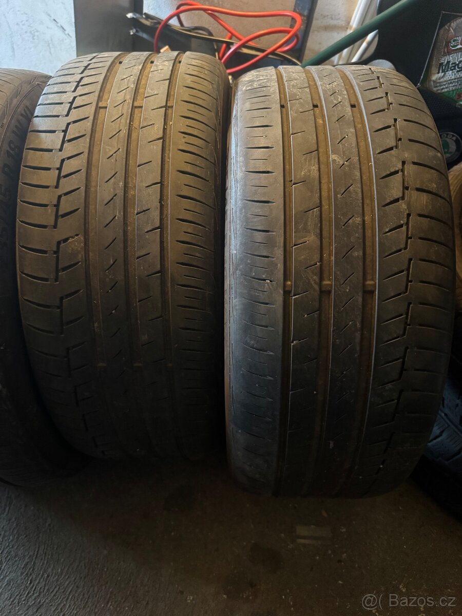 235/45R18 - 2