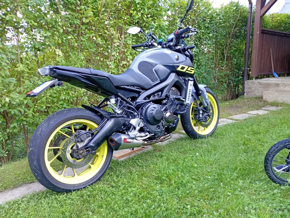 YAMAHA MT 09 2016 - 2
