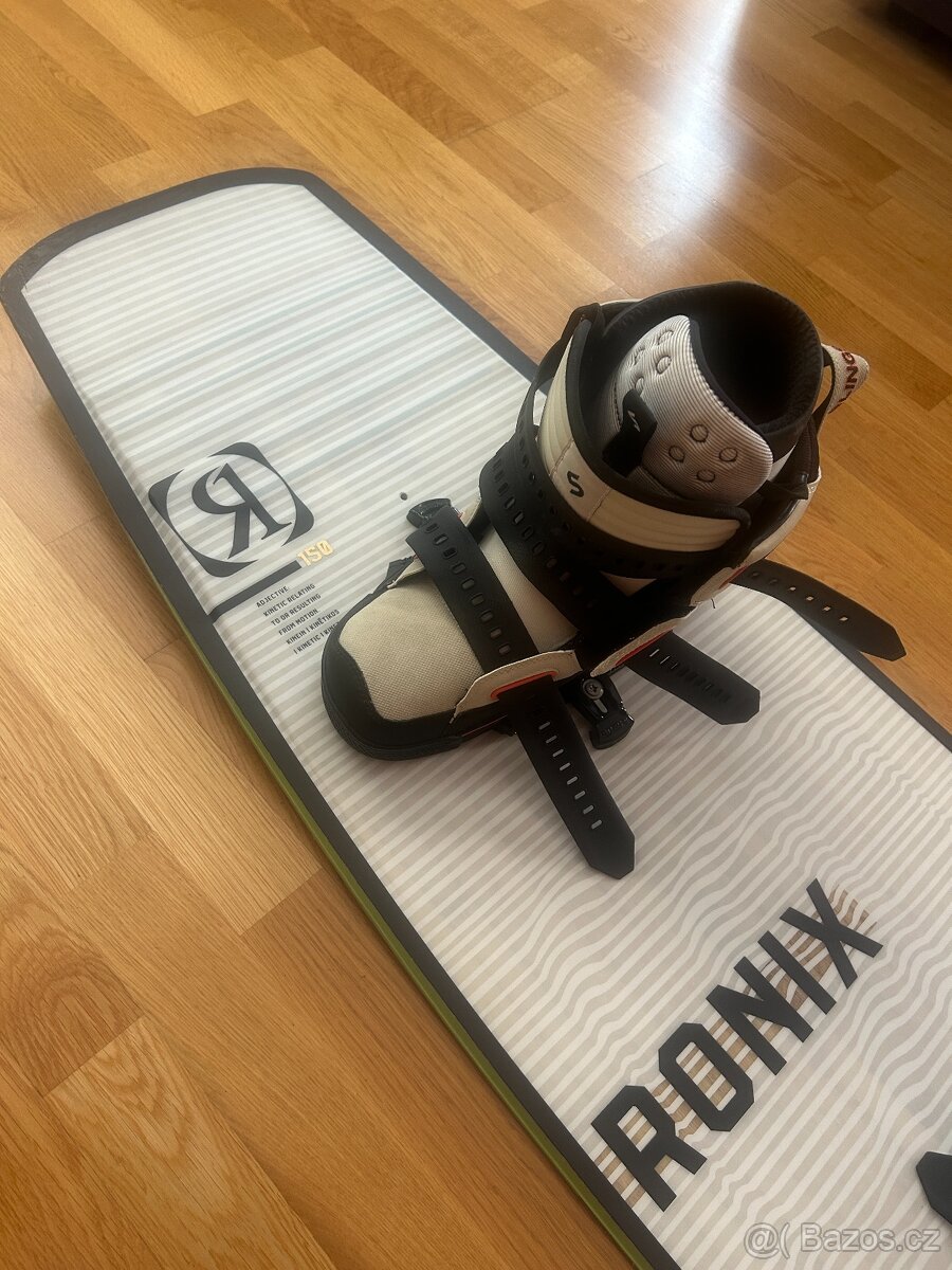 wakeboard Ronix s vázáním Slingshot - 2