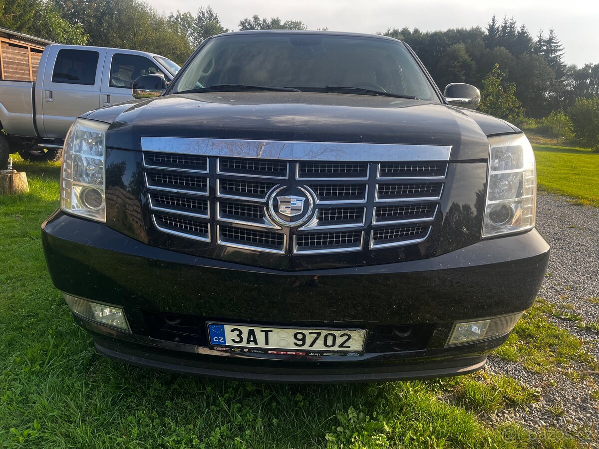 Cadillac escalade III - 2