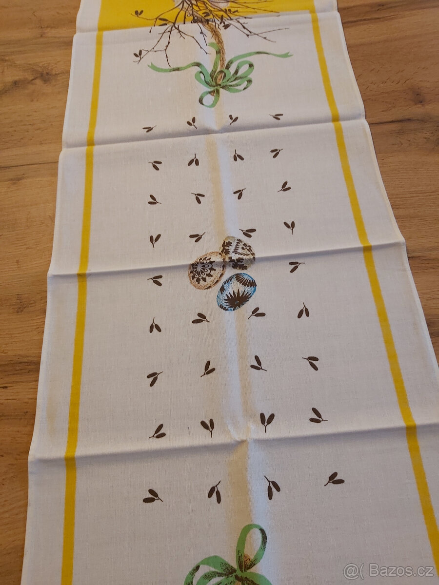 Ubrus středový s velikonočním motivem - 2