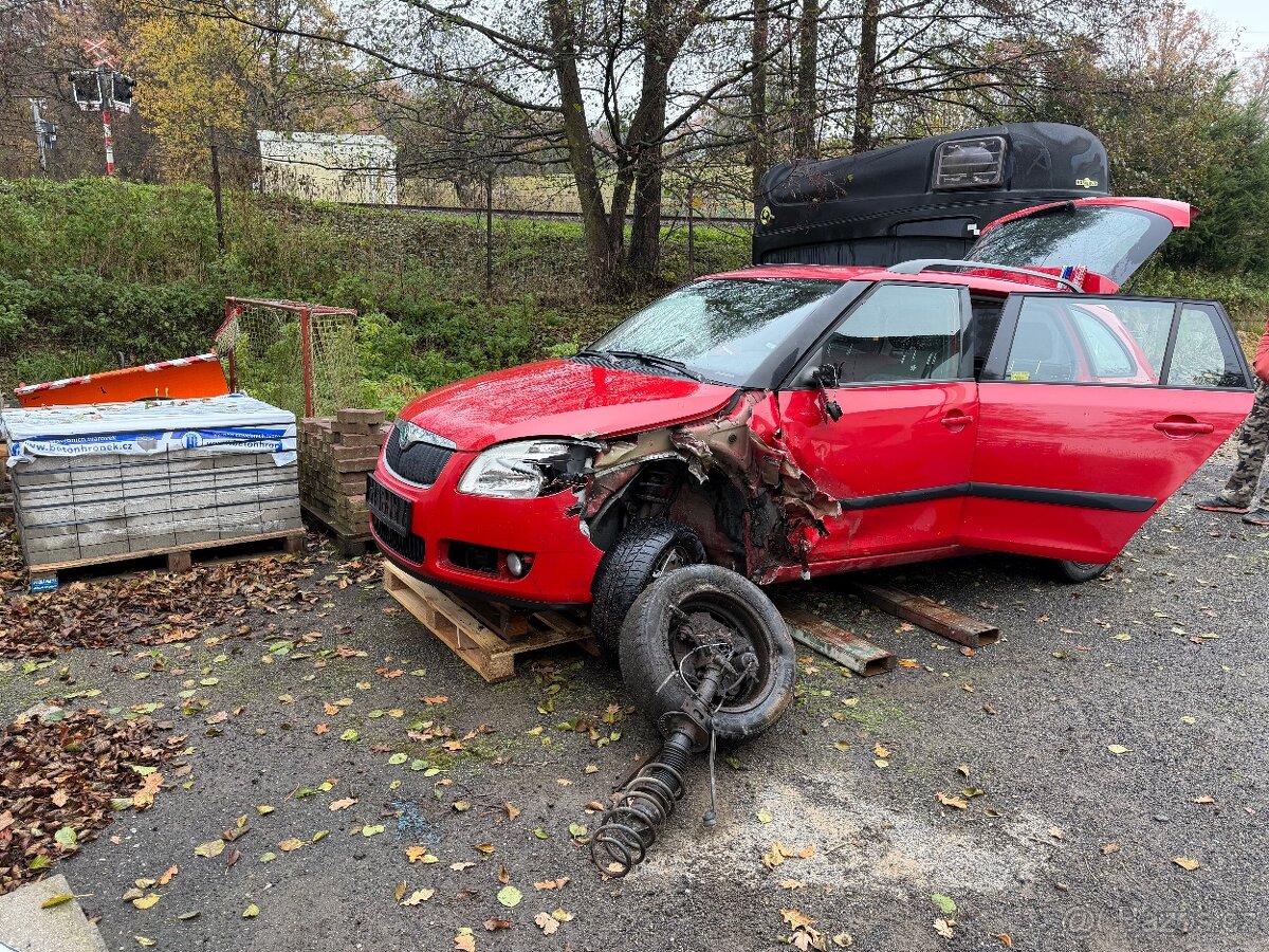 Škoda Fabia 1.4 TDI - na náhradní díly - 2