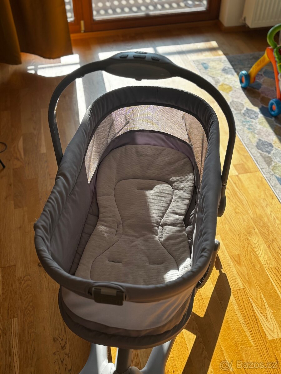 Chicco Hug Postýlka 4v1 - 2