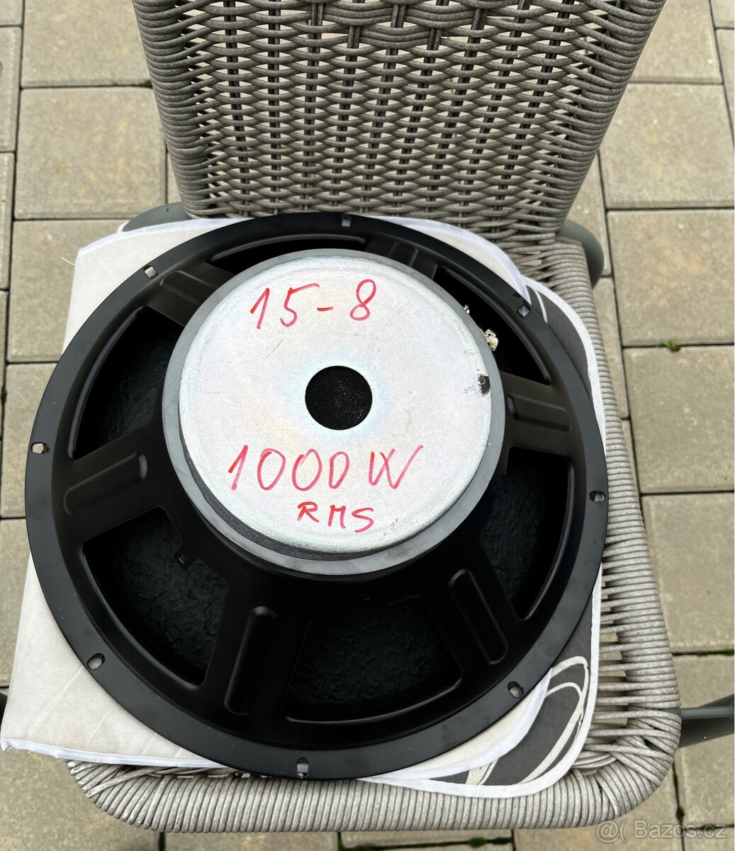 Basové reproduktory - 15/8 1000w RMS - 2