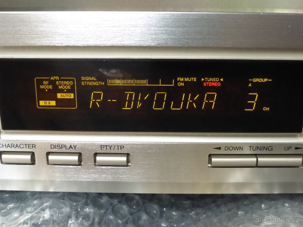 ONKYO T-4211 špičkový tuner s RDS, 30 předvoleb - 2