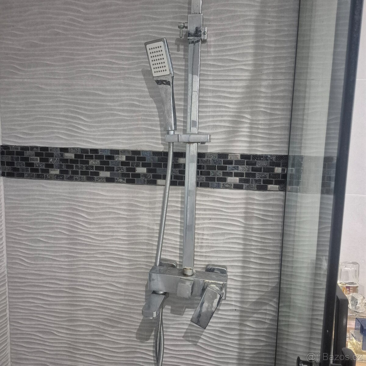Sprchový se REA - 2