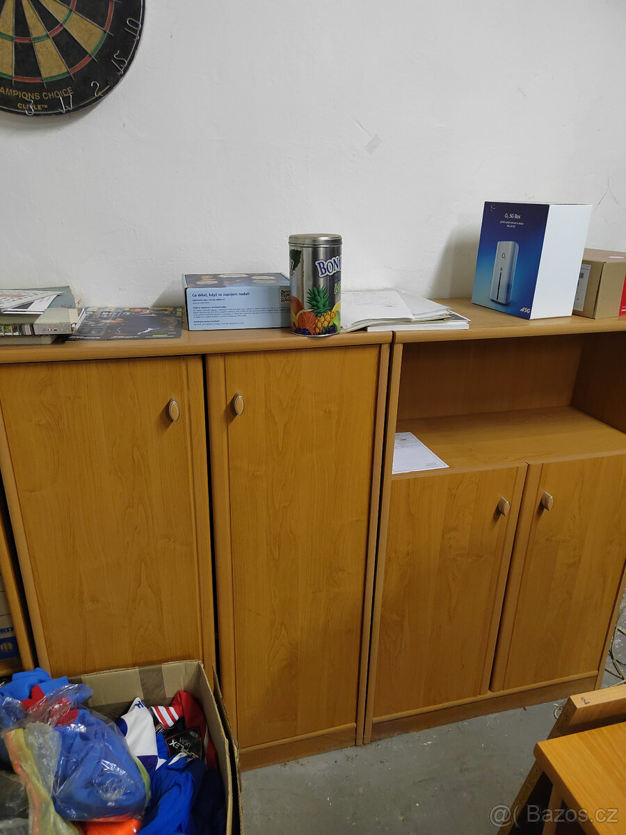 Prodám kancelářský nábytek - 2