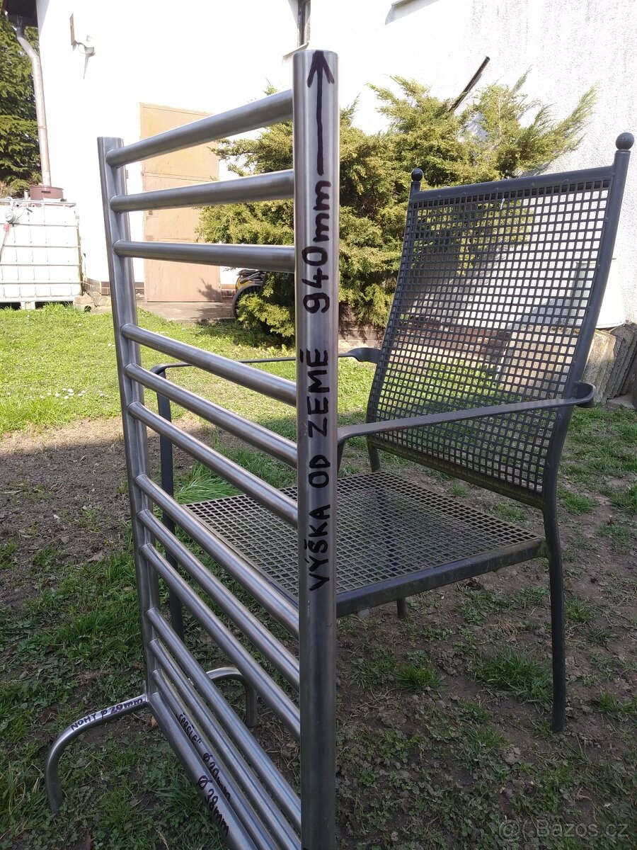 Žebřinový průtokový sušák na ručníky-radiátor. Nerez, INOX - 2