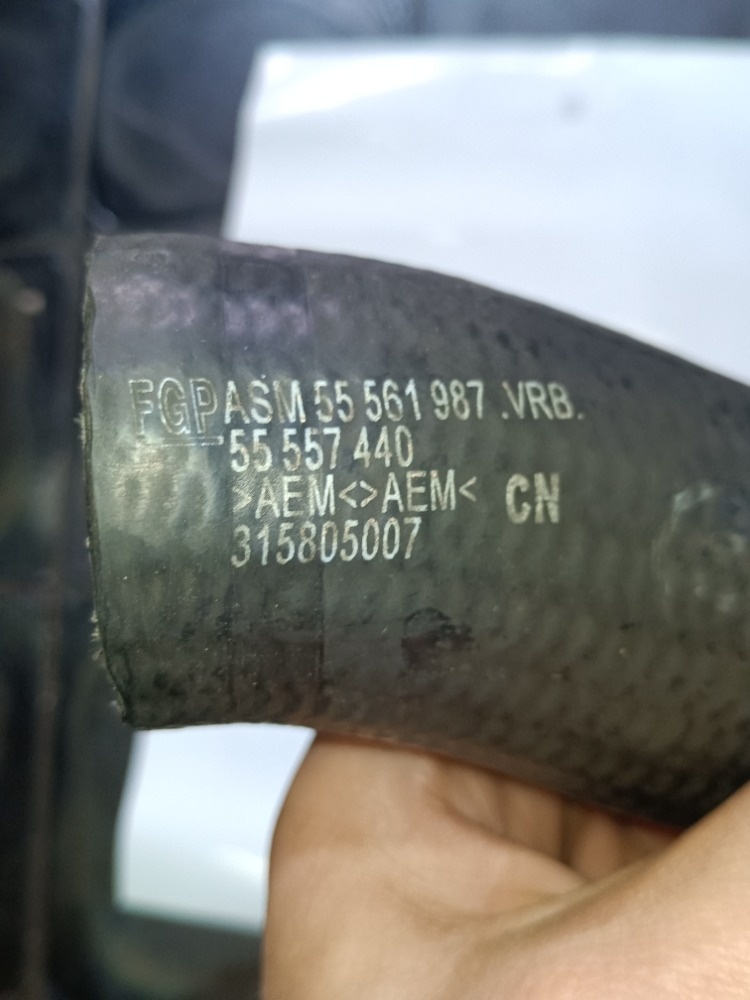 Originální hadice chladiče turba Astra H, Zafira B 55561987 - 2