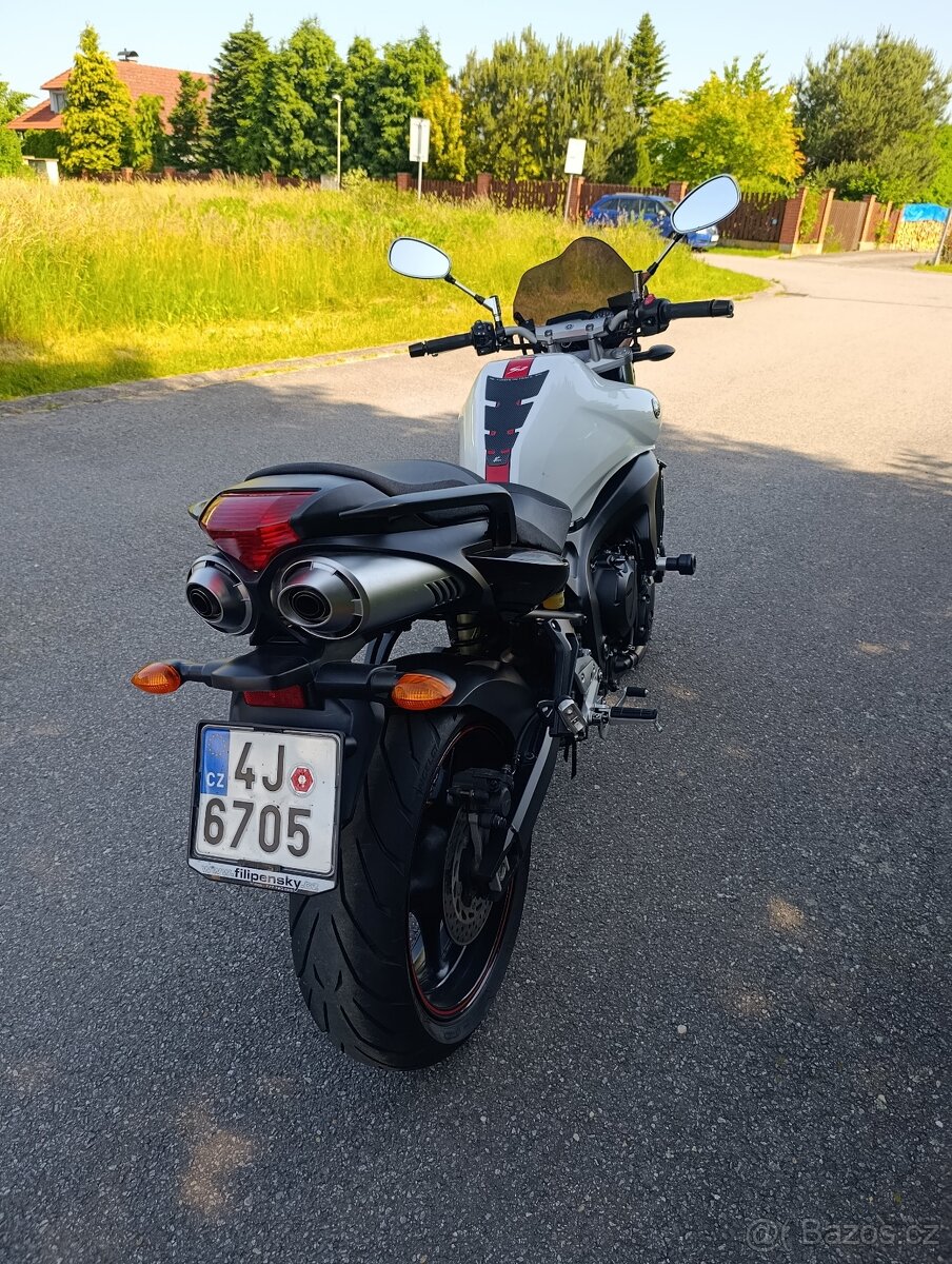 Yamaha FZ6 S2 - 2