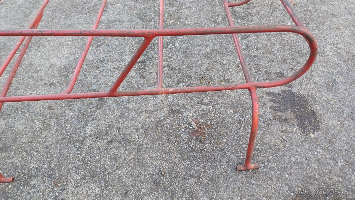 Střešní nosič - 2