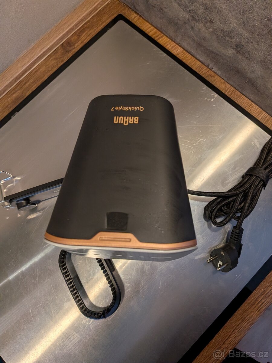 Napařovač oděvů Braun quickstyle 7 - 2