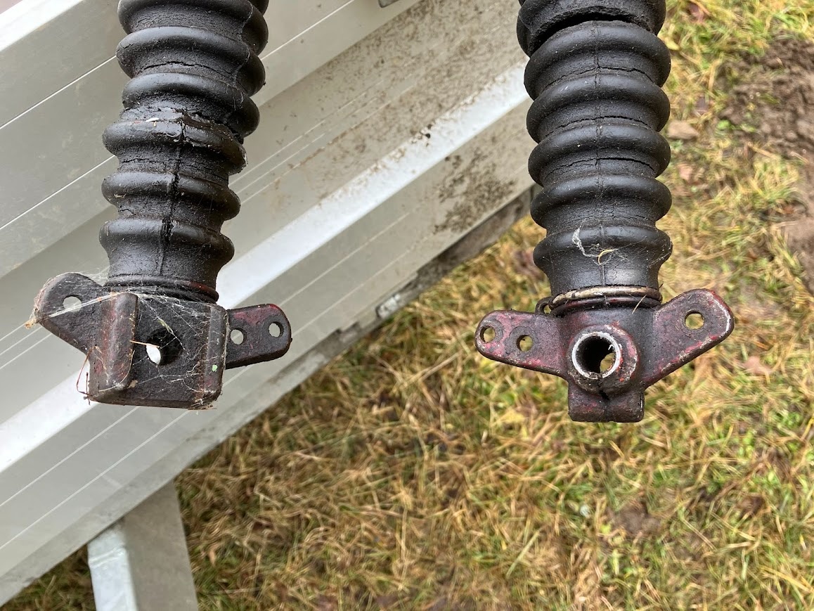 jawa pérák, přední vidlice - 2