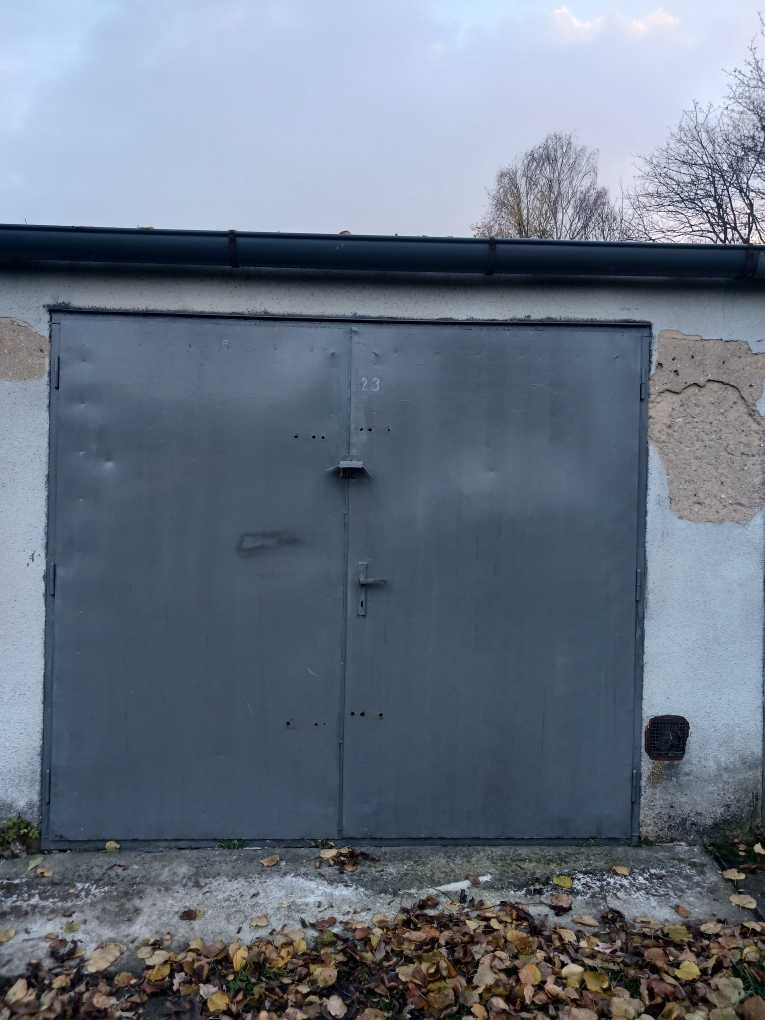 Garáž plzeň, Univerzitní - 2