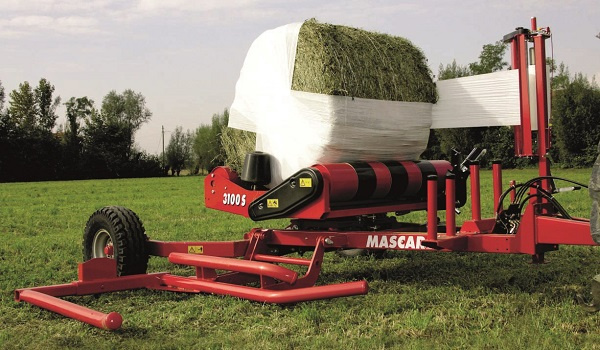 Koupím samonakládací baličku, ovíječku, BALIČKA - 2