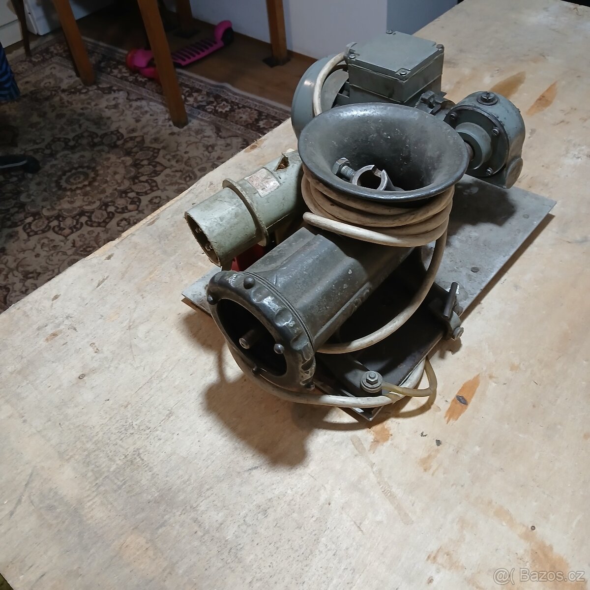 Elektrický mlýnek na maso - 2