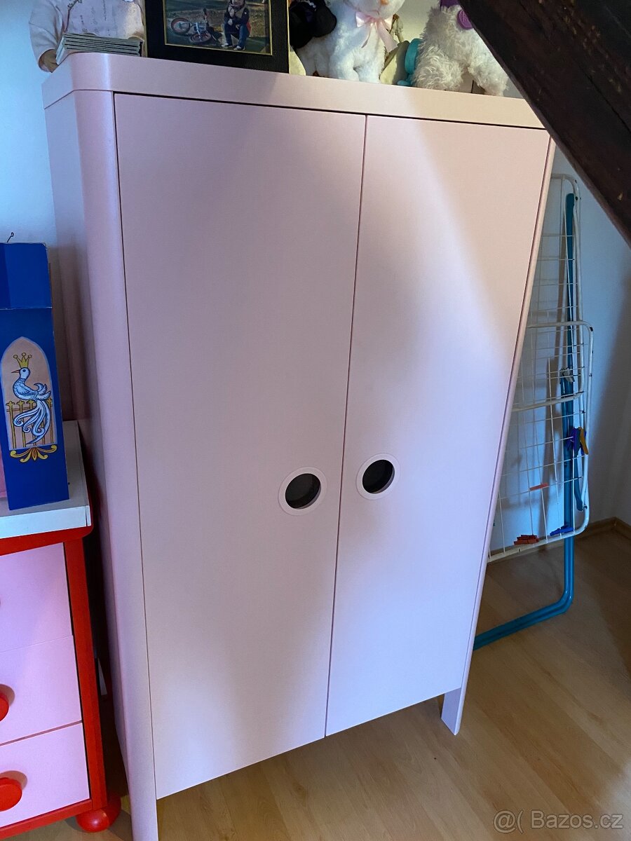 Dívčí nábytek ikea - 2