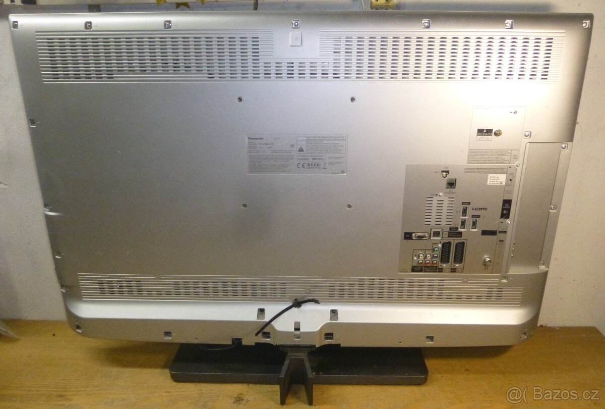 FullHD LED televize PANASONIC 107 cm, nemá DVBT2 - 2