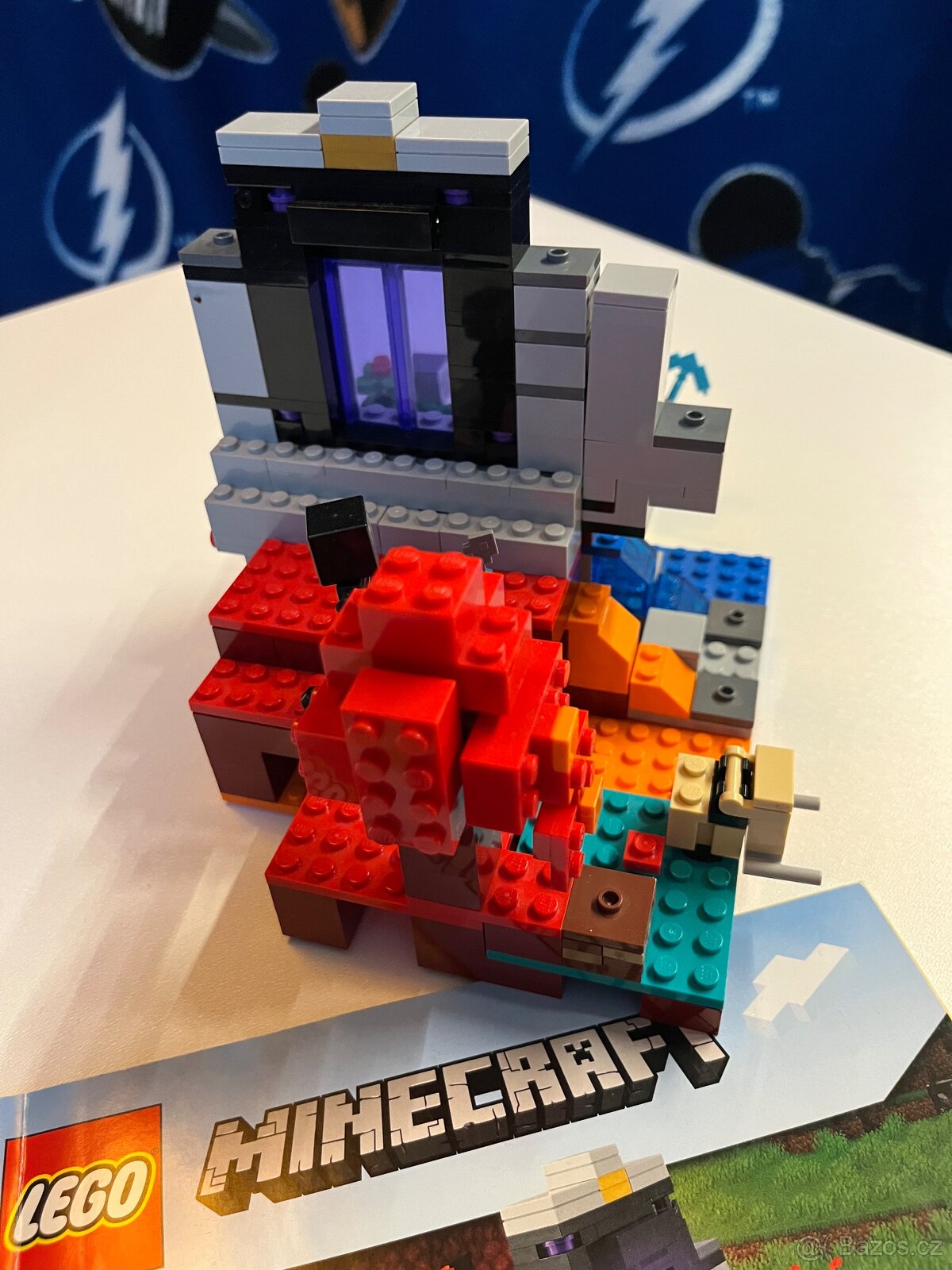 Lego Minecraft 21172 - 2