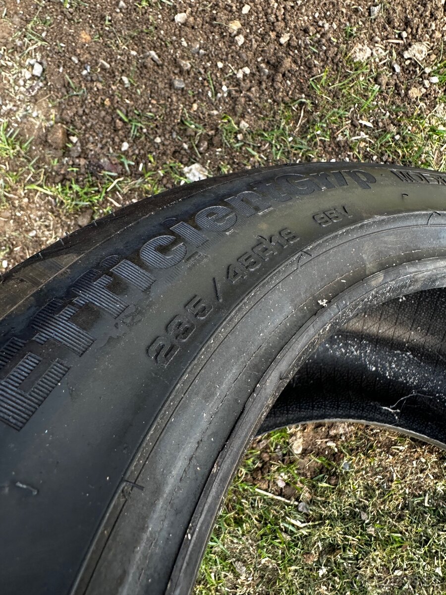 Pneu 235/45 r19 (slp2) - 2