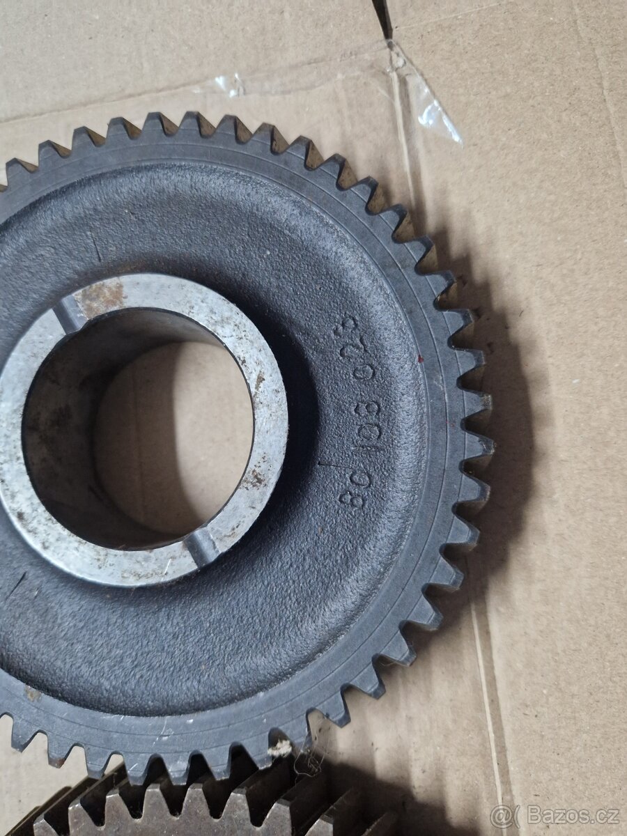 Hnane kolo vývodoveho hřídele crystal - 2