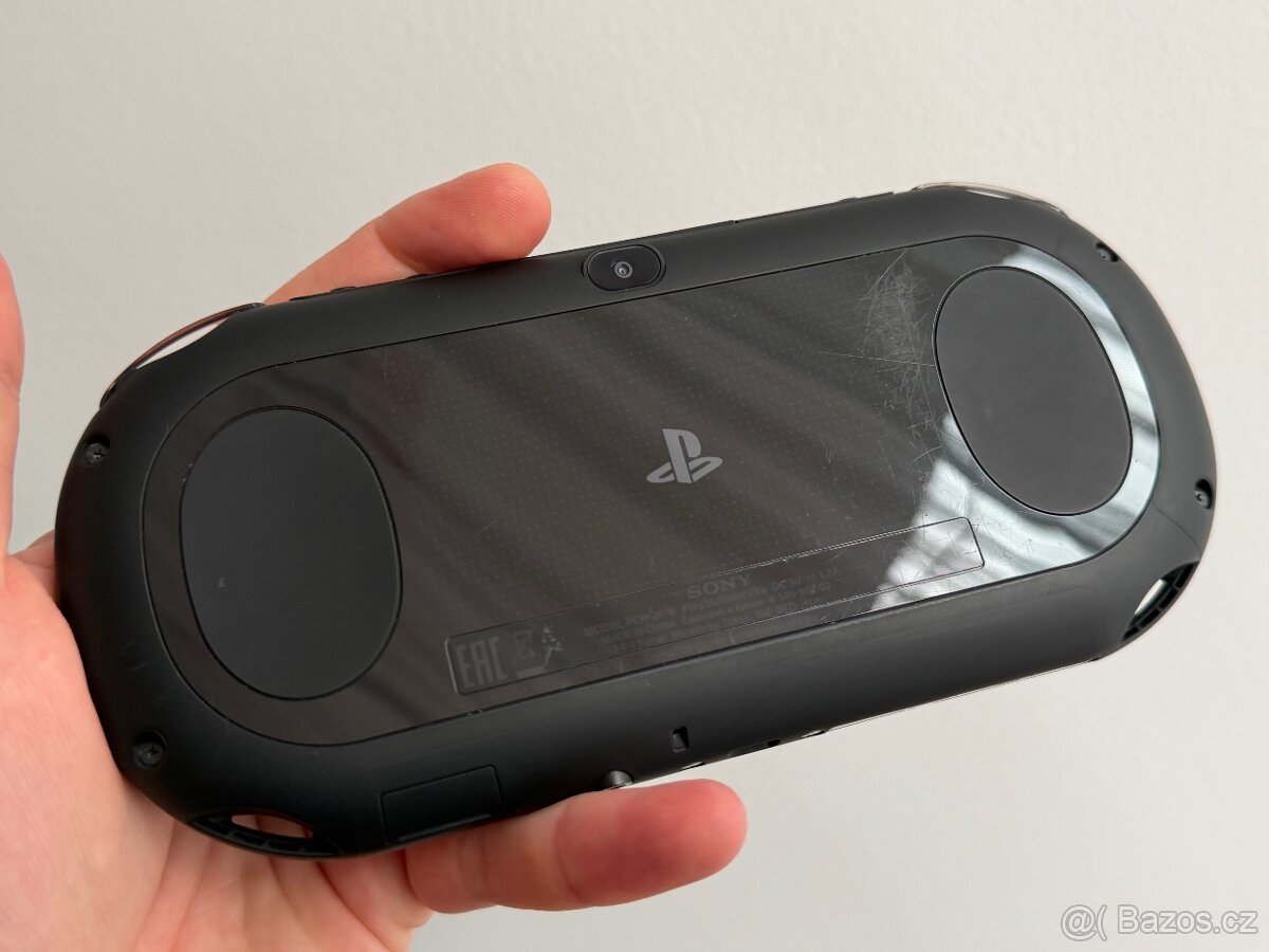 PS Vita Slim, 64GB, Flash - 2