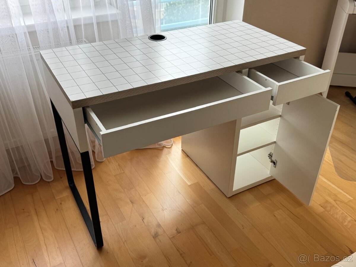Psací stůl IKEA MICKE – bílá/antracit - 2