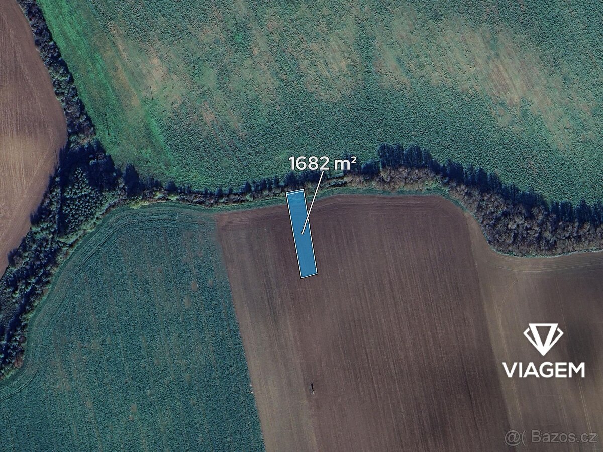Pole 1 682 m² - 2