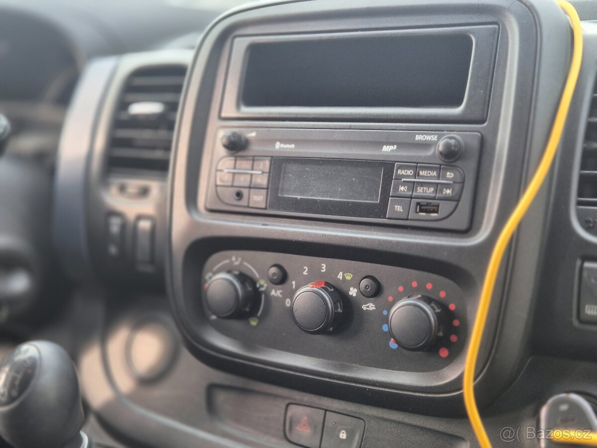 Opel vivaro 6mist - 2