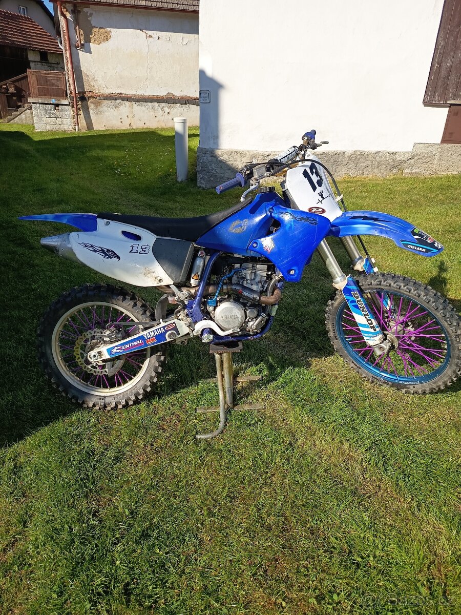Yamaha YZ250F - 2