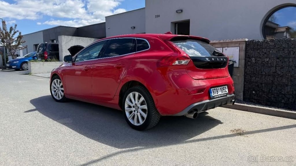 Volvo V40 D2 R-Design, 2.0 - 2