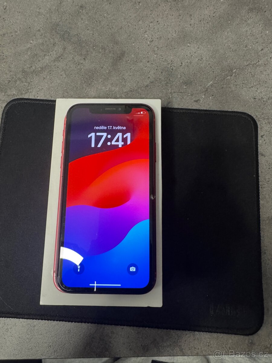 IPhone XR baterie 100% - 2