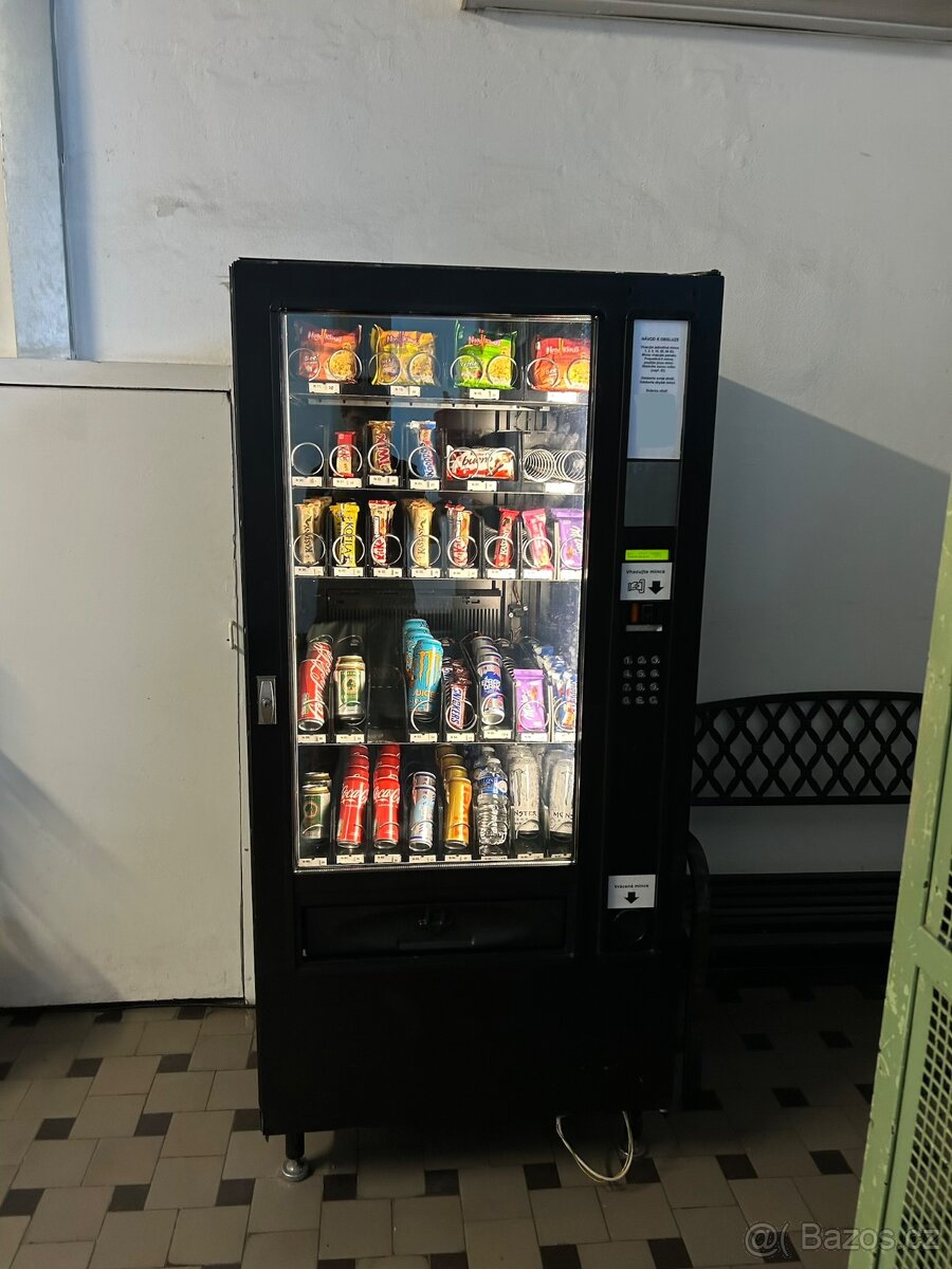 PRODEJNÍ AUTOMAT NECTA VENDING - 2