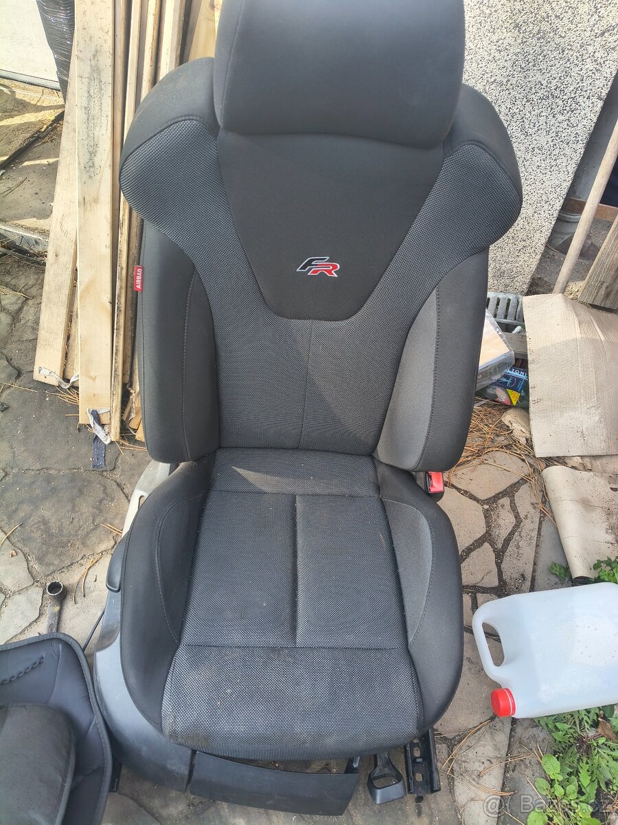 Sedačky SEAT Leon 1P FR – 3 000 Kč - 2
