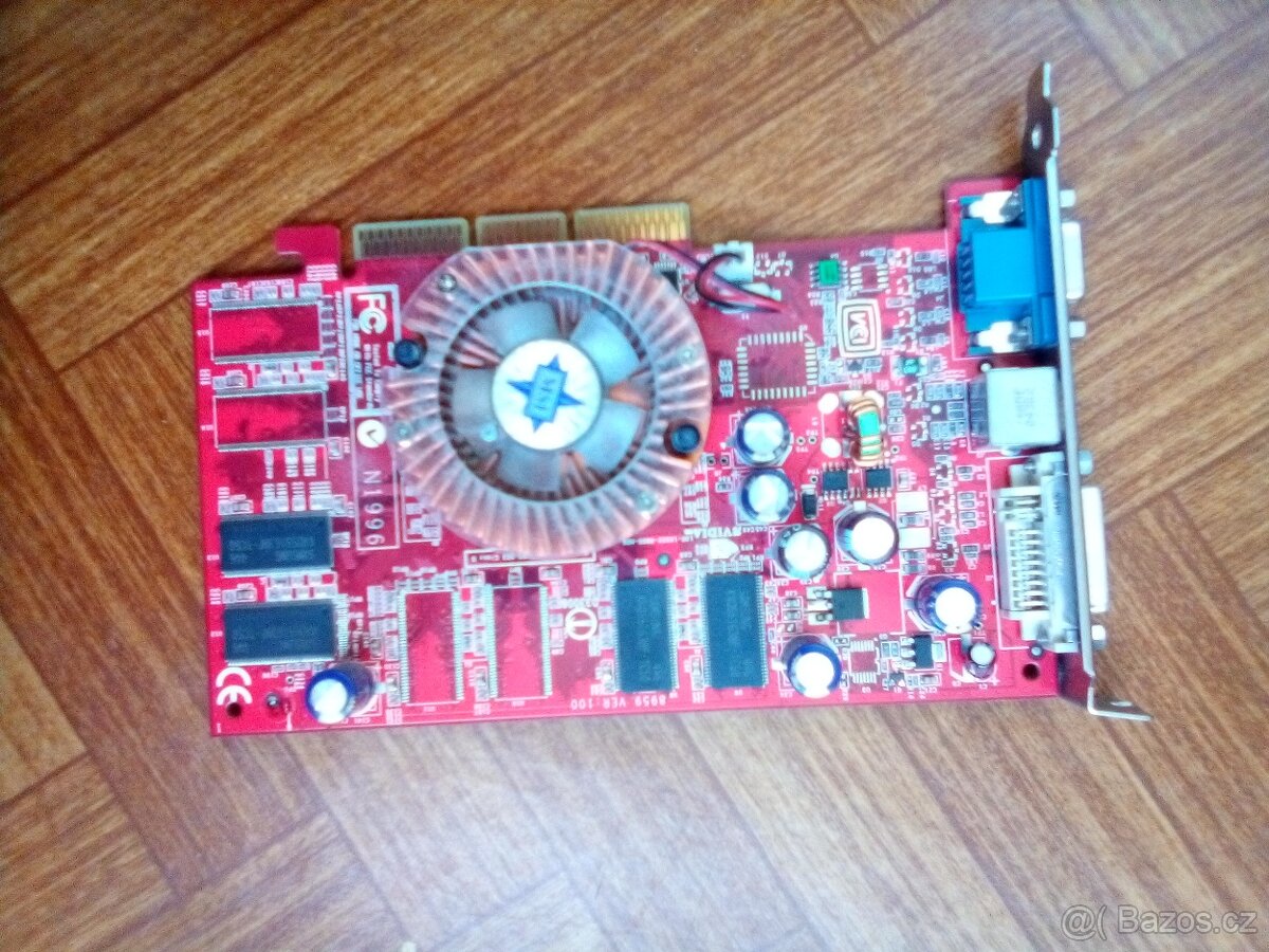 Prodám klasický stolní počítač PC AMD64 - 2