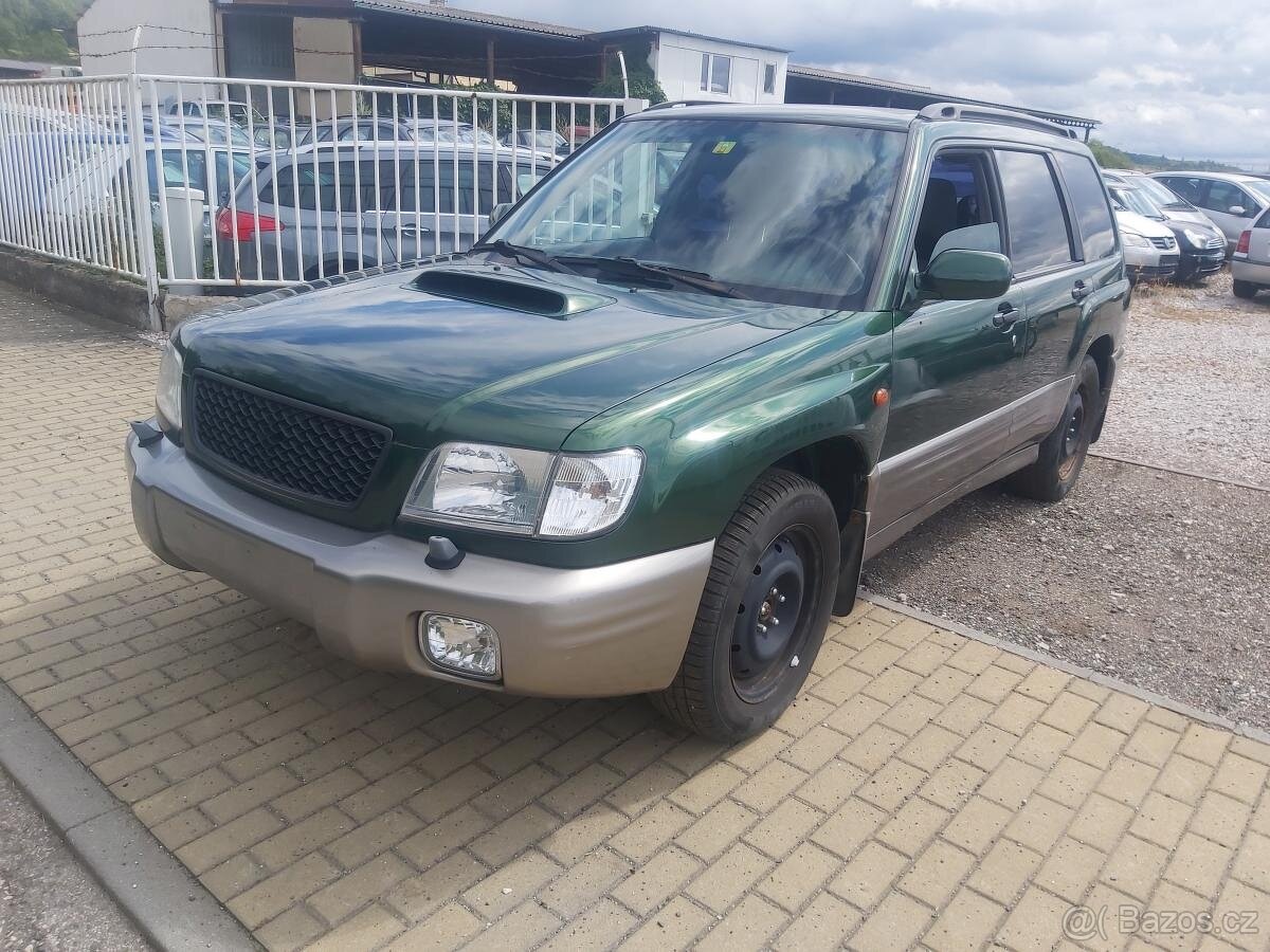 Subaru Forester 2.0i T - 2