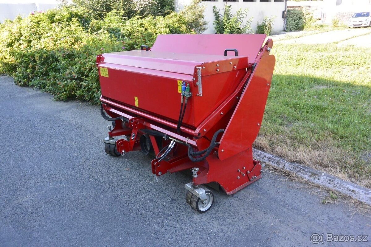 Kladivový mulčovač se sběrem a zdvihem 160 cm - 2