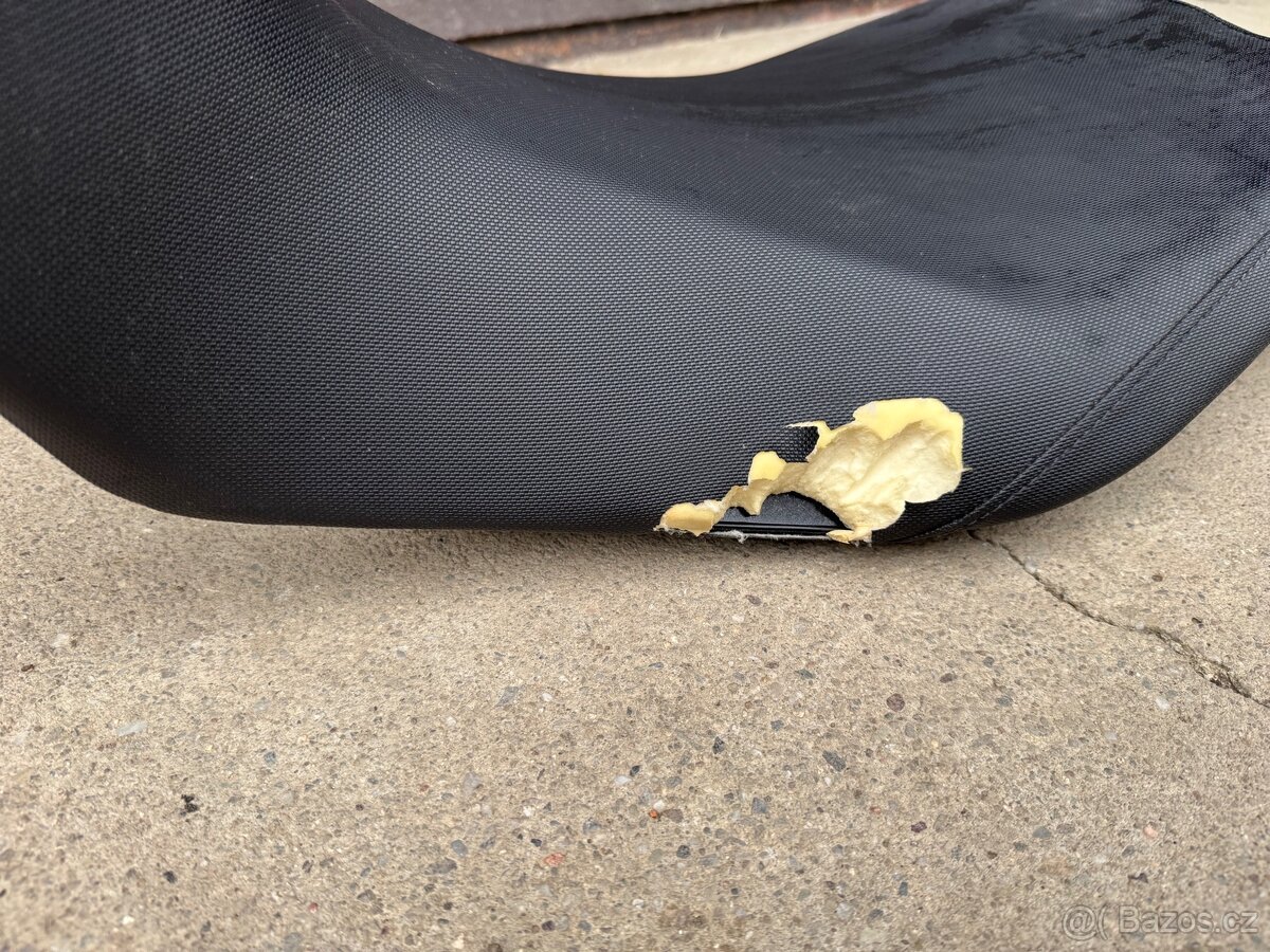 Sedlo Triumph Speed triple 1050 - 2