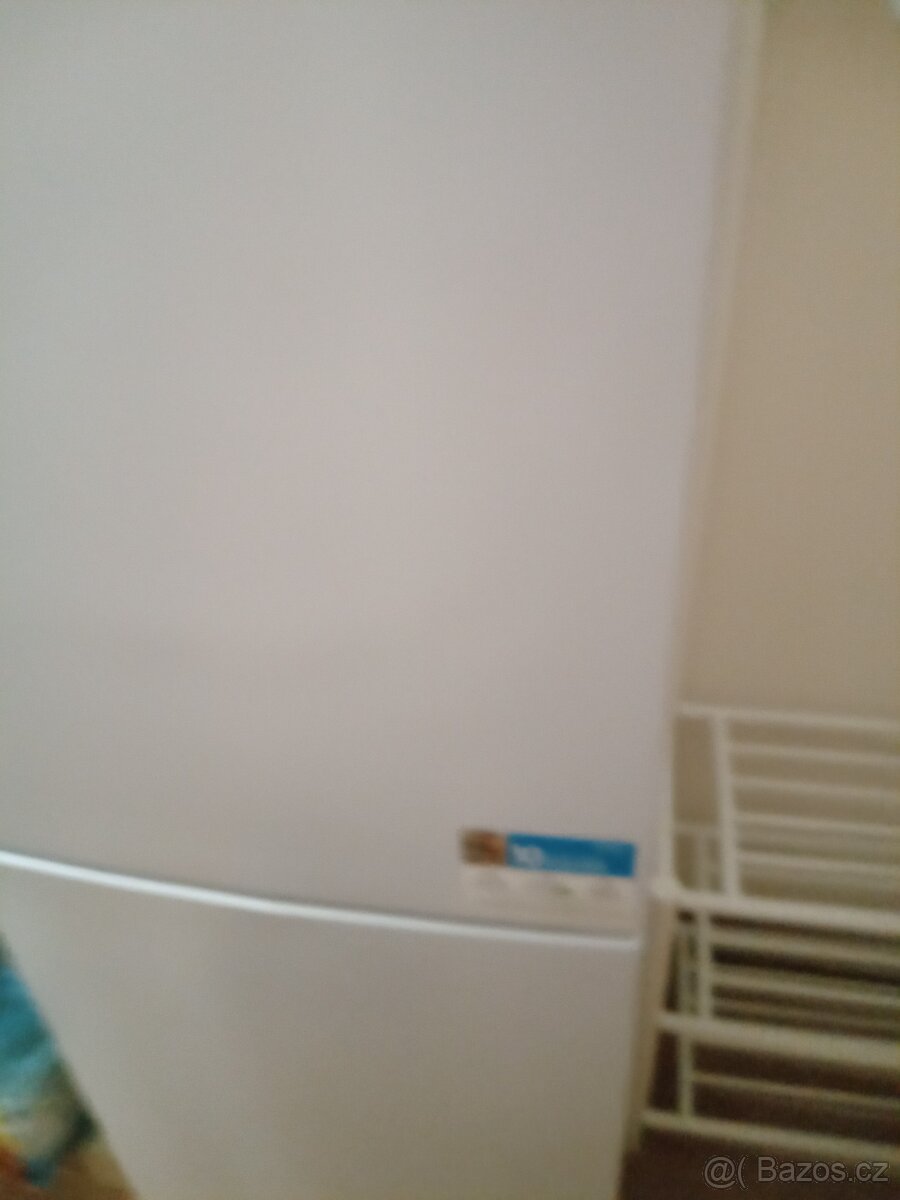 Prodám lednicku - 2