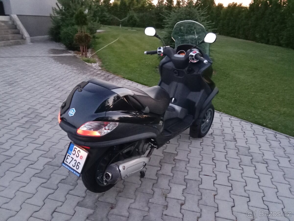 Piaggio MP3 250 - 2