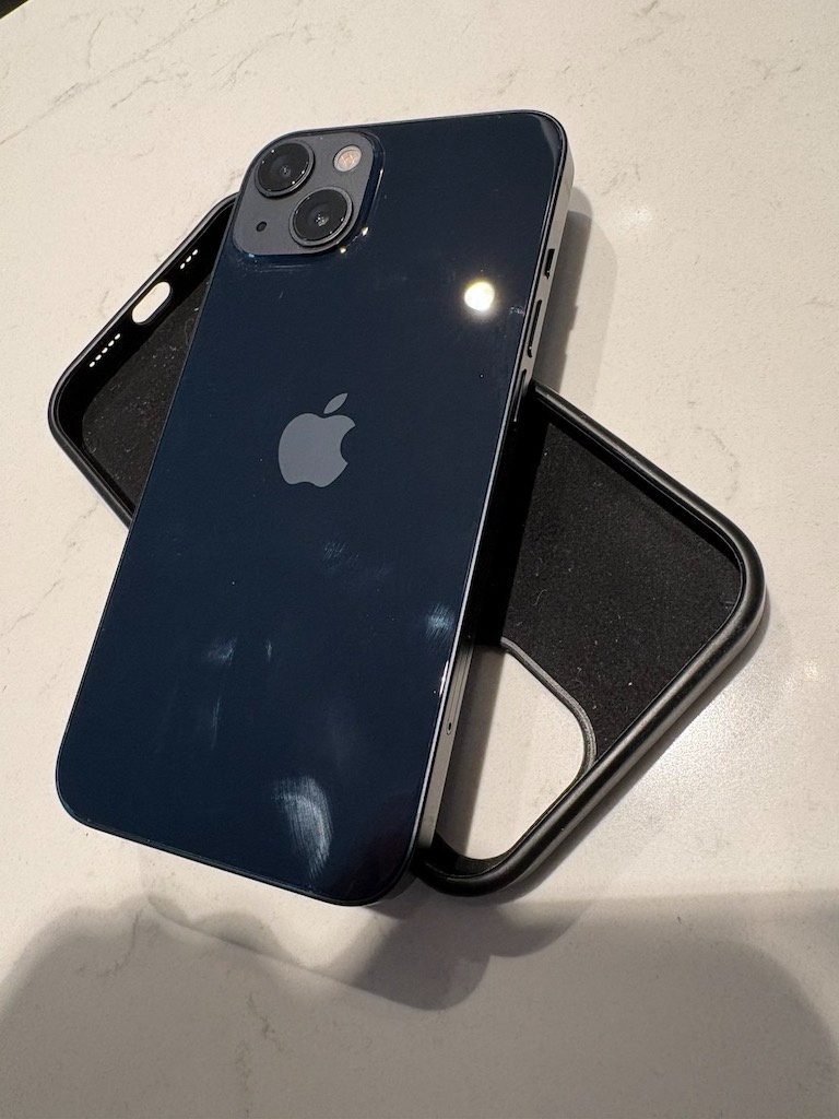 Apple iPhone 13 Midnight 128GB - 2