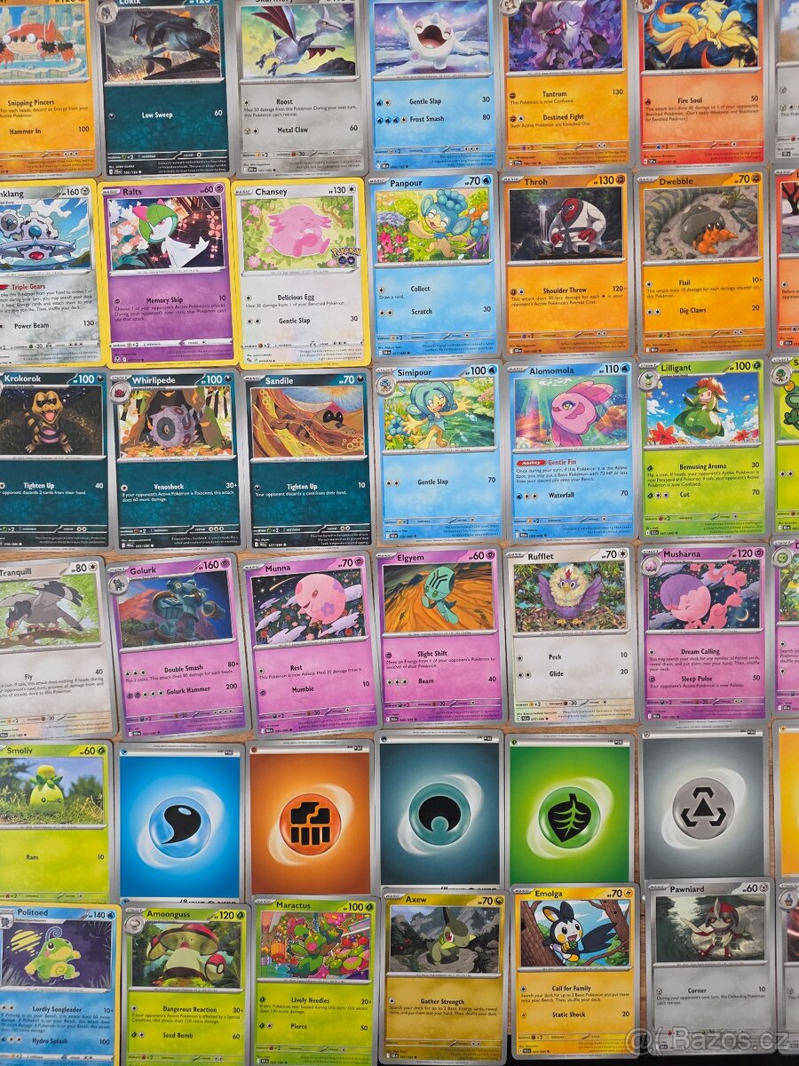 Sbírka karet Pokémon - 2