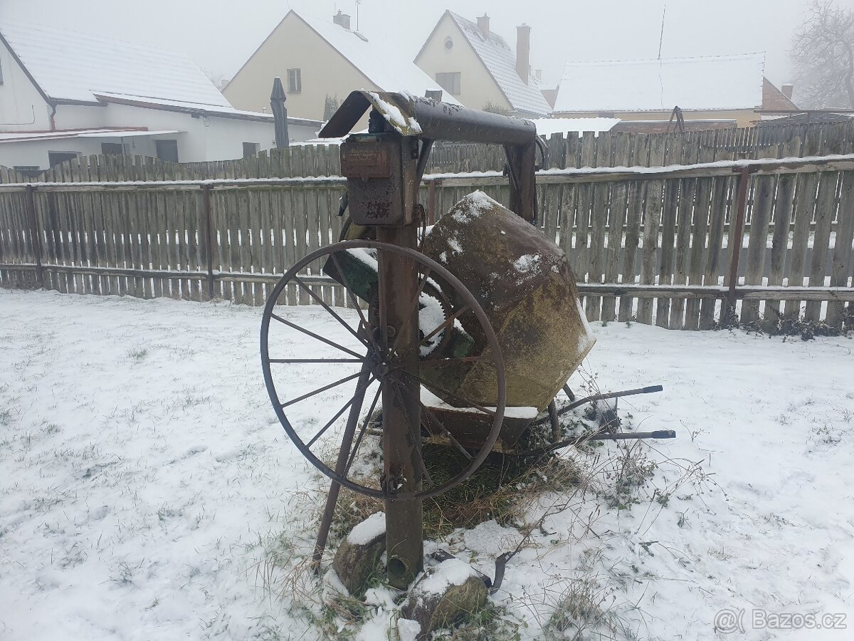 Stavební míchačka - 2