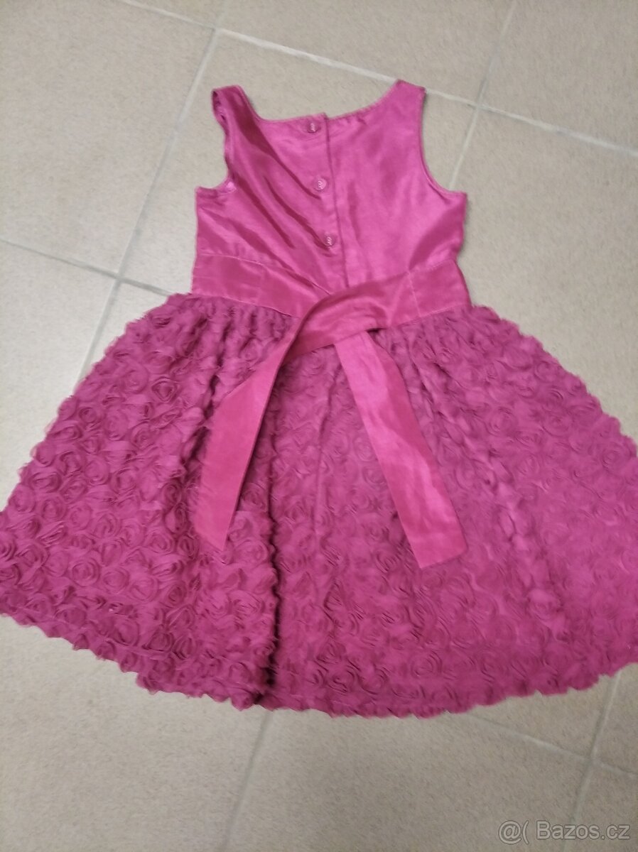 Parádní šatičky vel. 4-7 let - 2