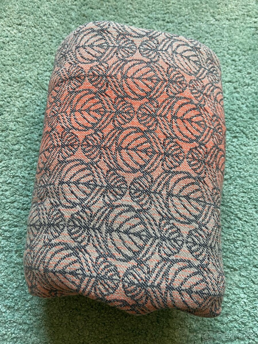 Nosící šátek DEKKA - 2